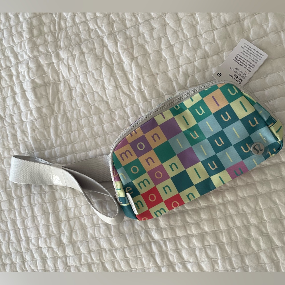 NWT Lululemon Belt Bag
